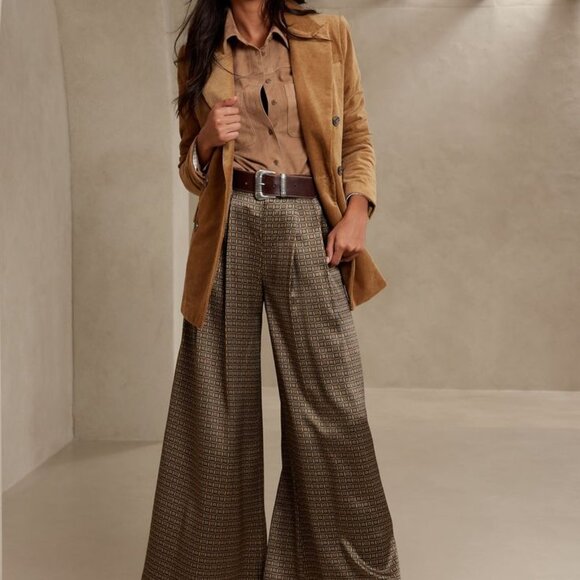 Brand New - Banana Republic Belay Silk Pant Corsica Foulard 100% Silk Pant, 8